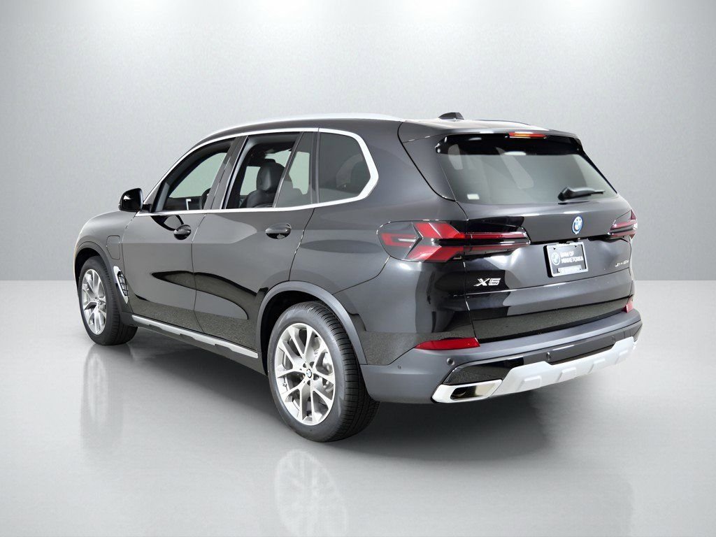 Used 2026 Black Sapphire Metallic BMW xDrive50e image 15