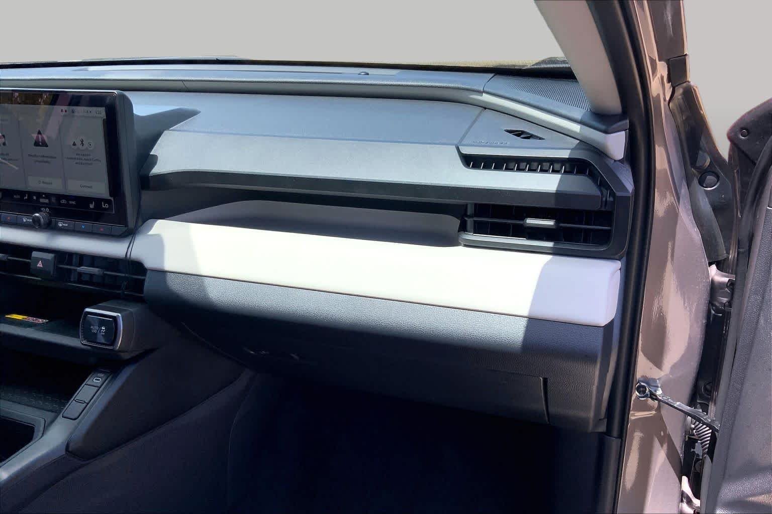 Used 2026 Meteor Shower Toyota XLE Premium image 19