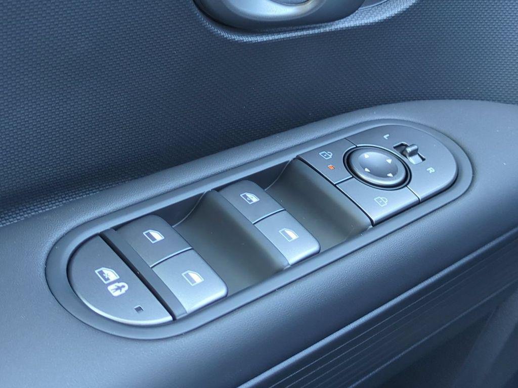 New 2026 Black Hyundai SE Standard Range image 31