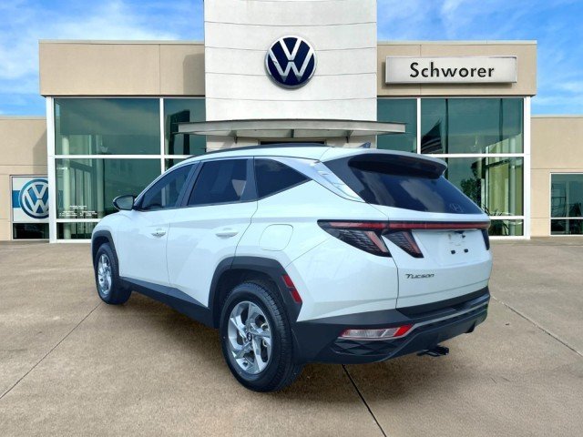 Used 2022 Quartz White Hyundai SEL image 9