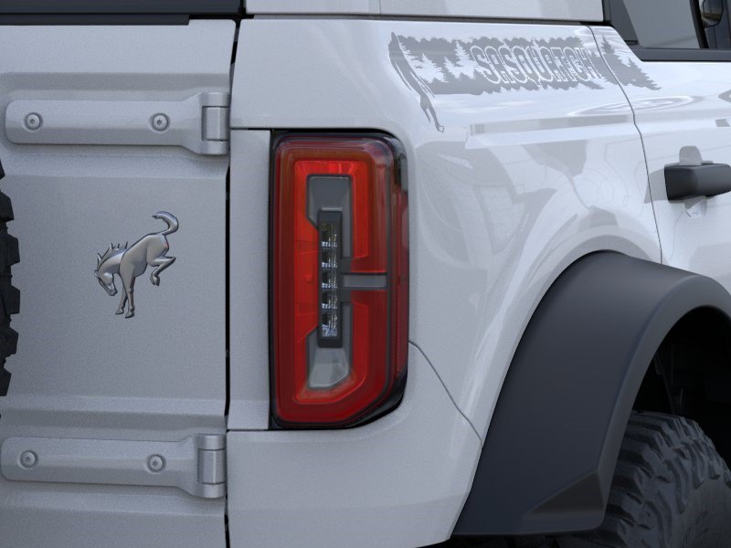 New 2026 Oxford White Ford Badlands image 23