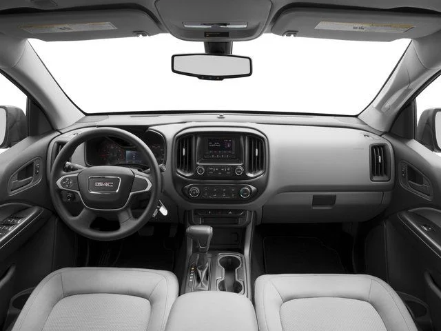 Used 2018 White GMC Base image 11