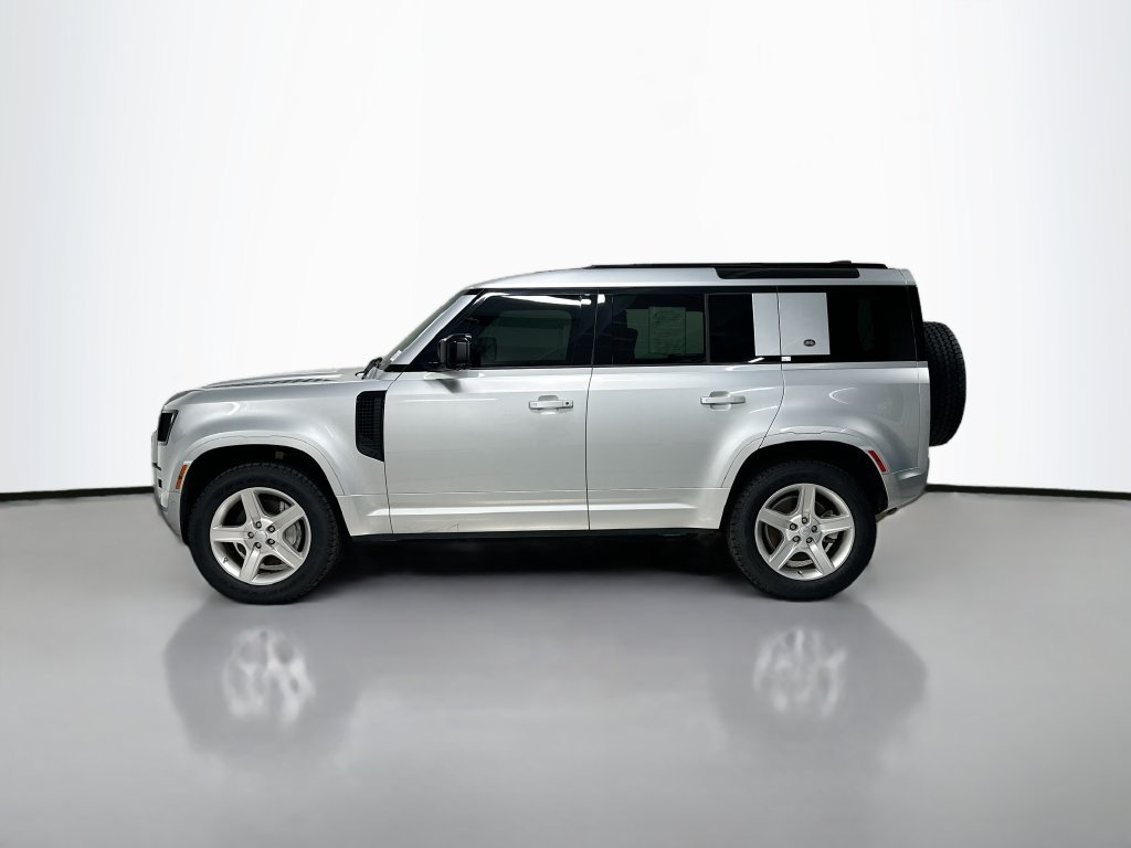 Used 2022 Silver Land Rover XS Edition image 3