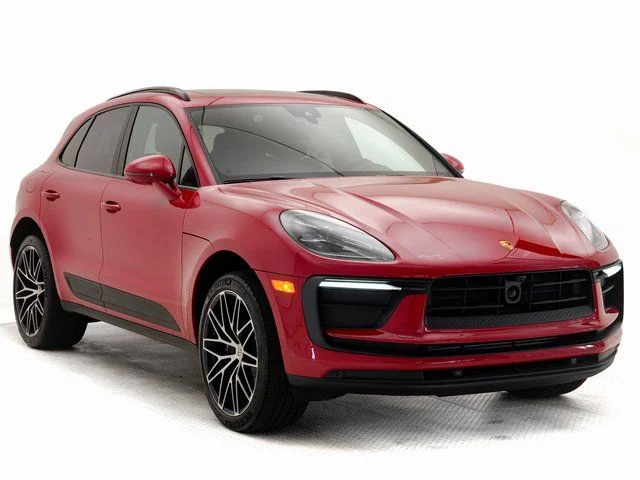 2025 Porsche Macan - Photo 31