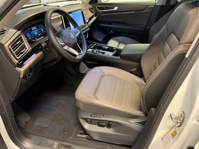 New 2026 White Volkswagen 2.0T SEL image 7