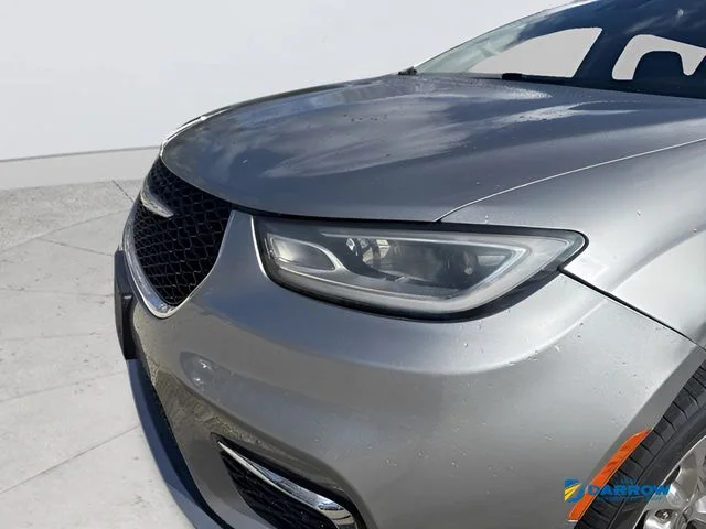 Used 2021 Silver Chrysler Touring L image 21