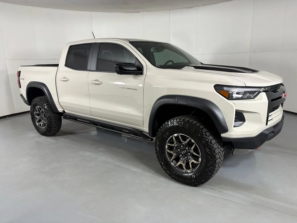 New 2026 White Sands Chevrolet ZR2 image 11