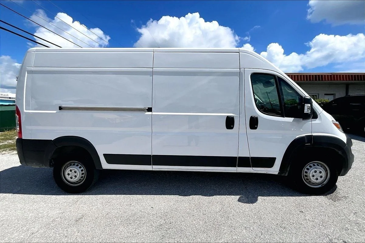 Used 2025  Ram Cargo Van Tradesman High Roof 159" WB w/Pass Seat image 19