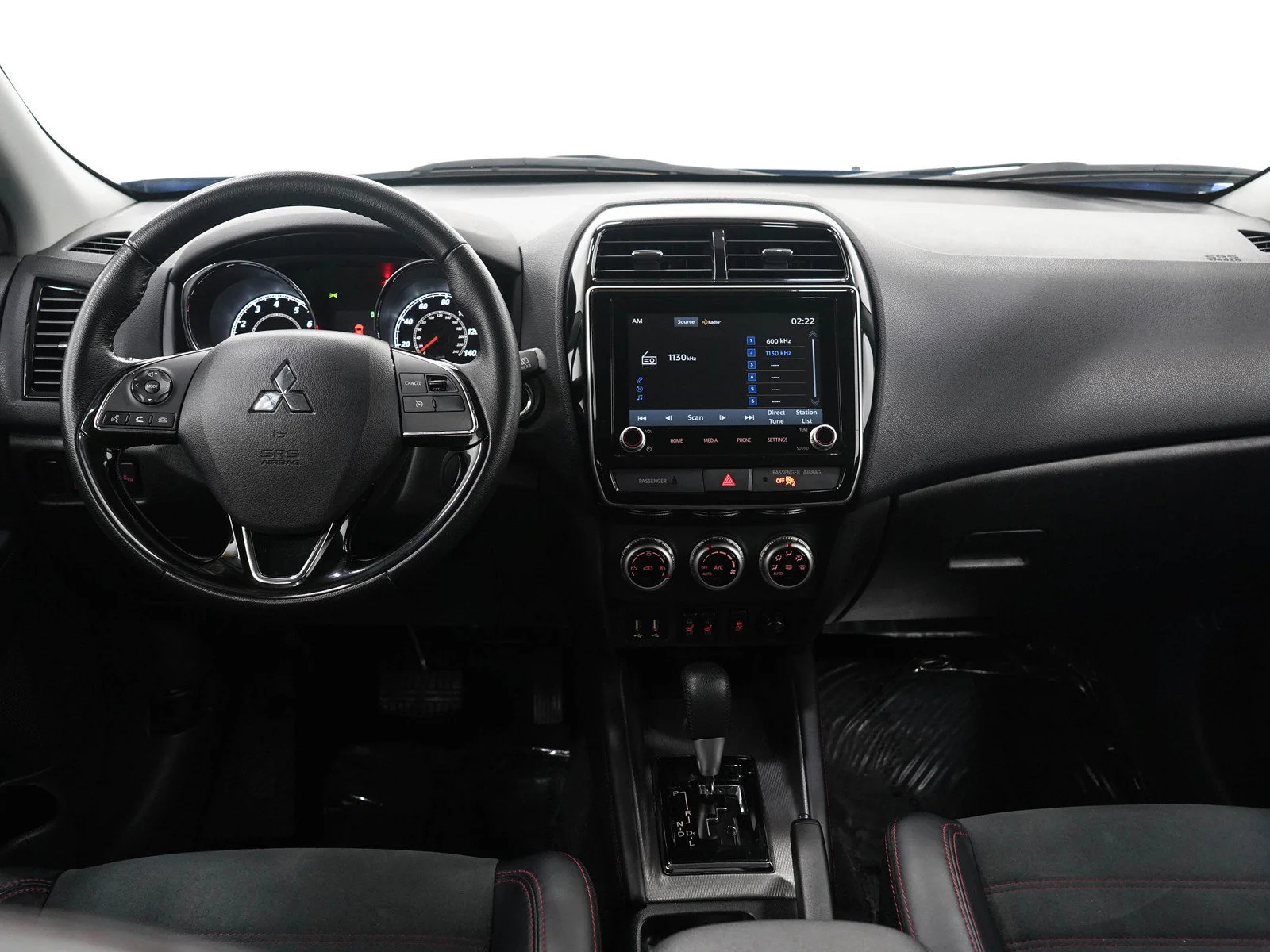 Used 2024 Blue Mitsubishi SE image 15