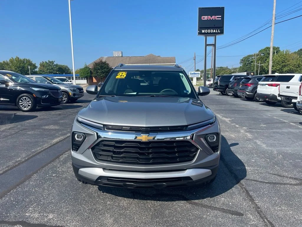 Used 2025 Sterling Gray Metallic Chevrolet LT image 2