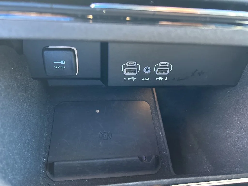 Used 2023 Red Jeep Series III image 37