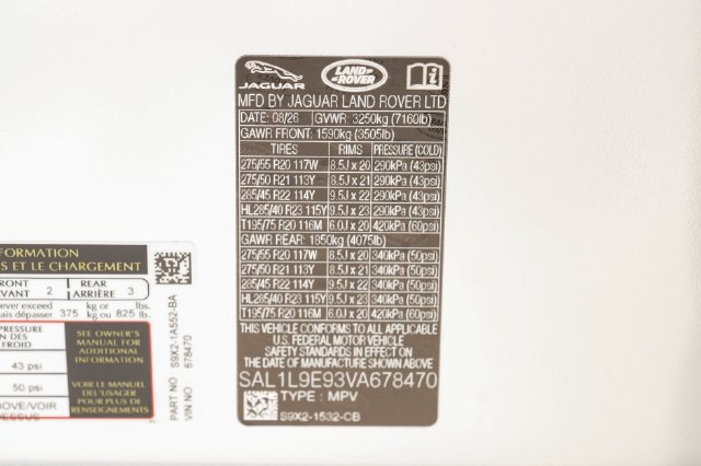 New 2027 Fuji White Land Rover Dynamic SE image 76