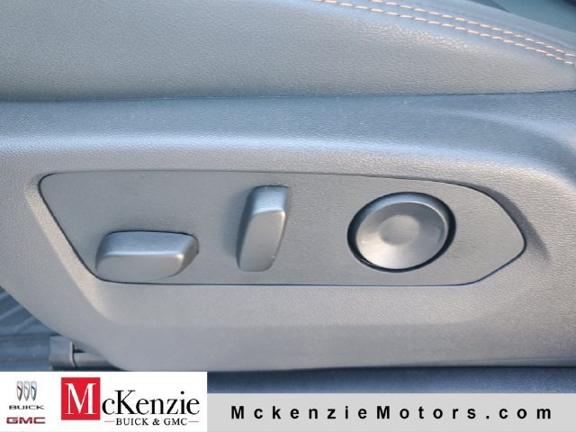 2026 GMC Sierra 2500HD AT4 - Photo 8