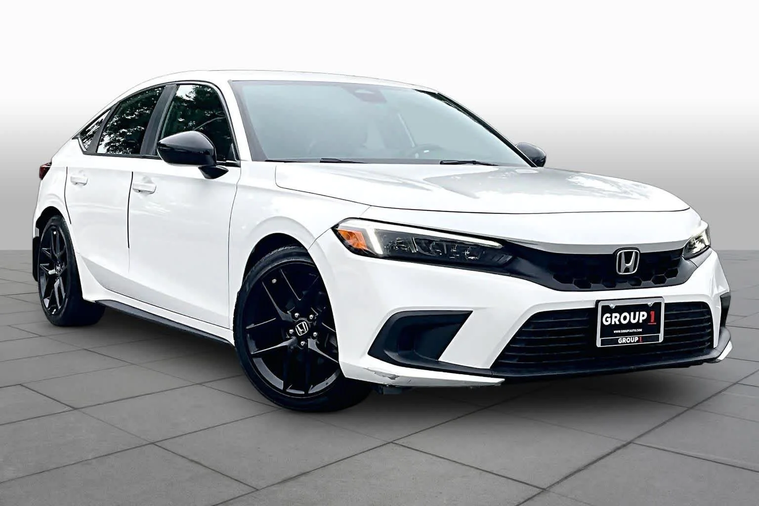 Used 2023 Platinum White Pearl Honda Sport image 3