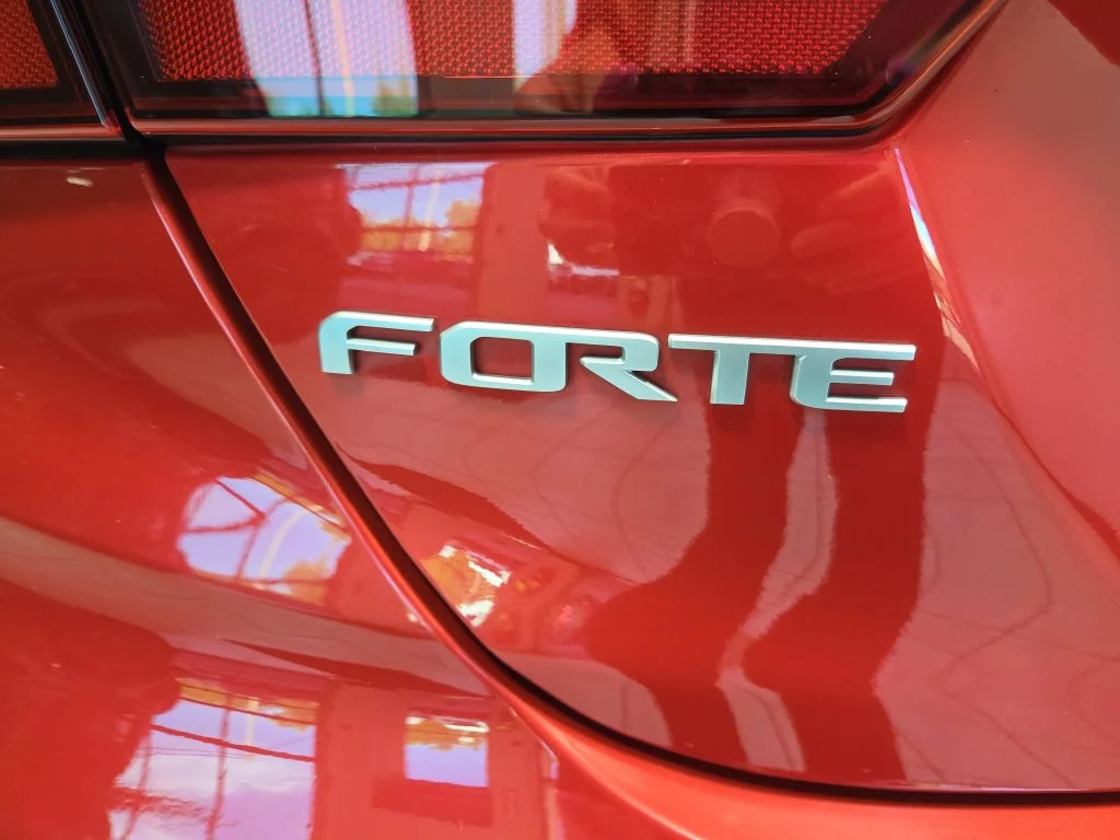 Used 2023 Red Kia GT image 13