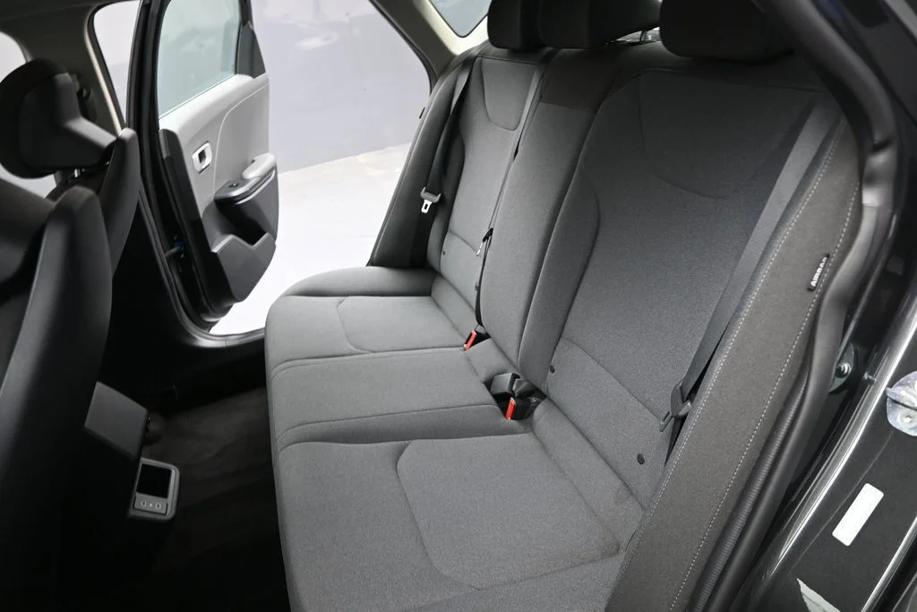 Used 2025 Gray Kia LXS image 17