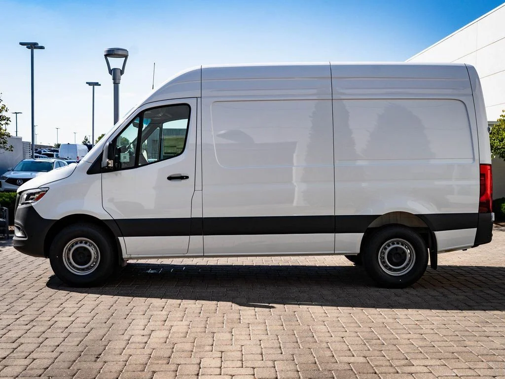 New 2026 Arctic White Mercedes-Benz Cargo 144 WB image 11