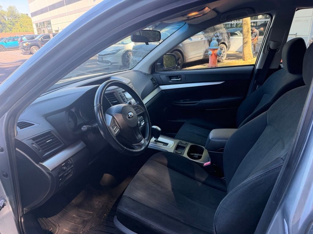 Used 2013 Ice Silver Metallic Subaru 2.5i image 12