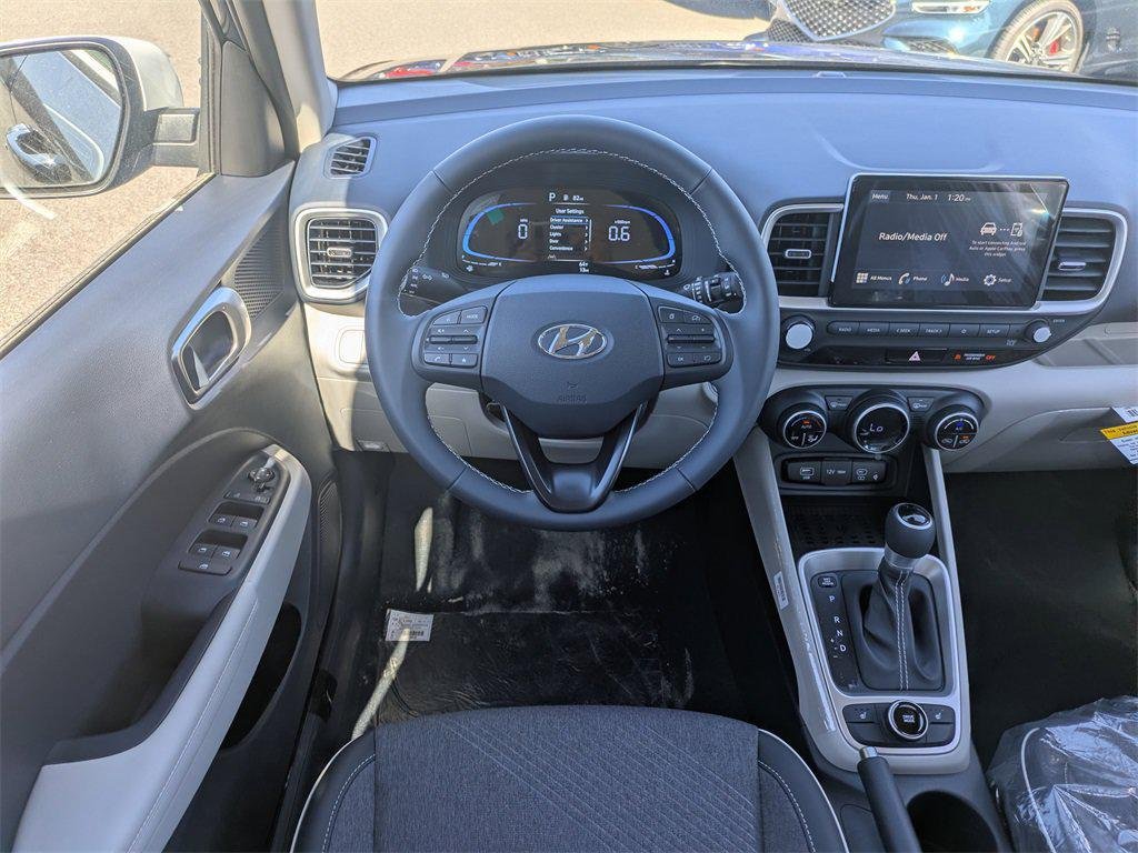 New 2026 White Hyundai SEL w/Two-Tone Roof image 17