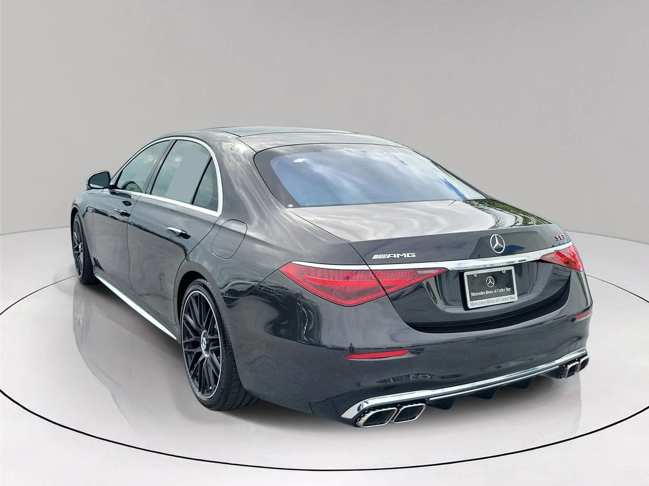 New 2026 Graphite Grey Metallic Mercedes-Benz AMG® S 63 E 4MATIC® Sedan image 6
