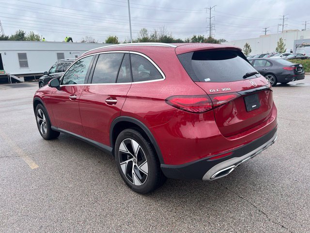 Used 2024 MANUFAKTUR Patagonia Red Metallic Mercedes-Benz GLC 300 image 9