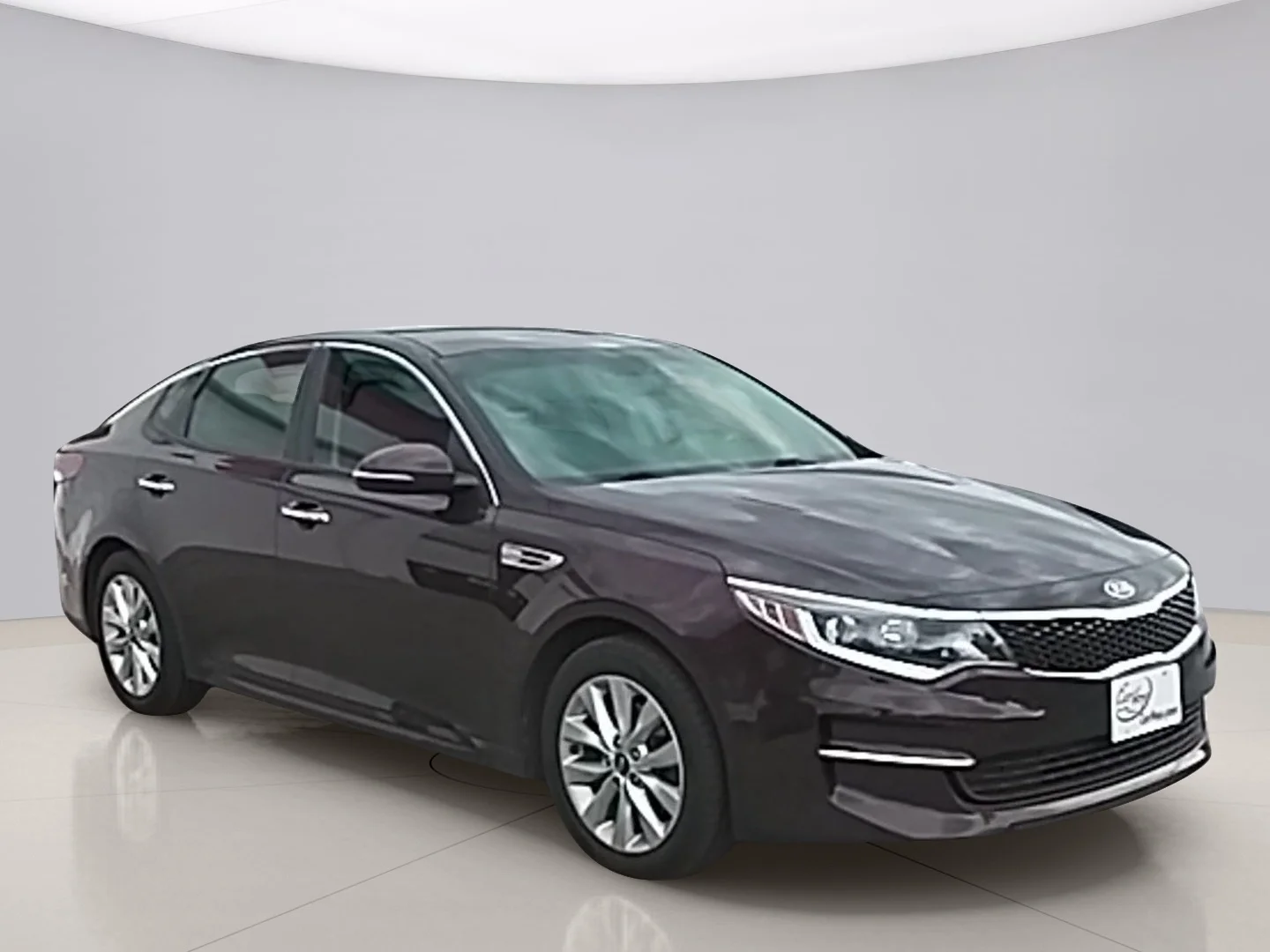 Used 2017 Purple Kia LX image 7