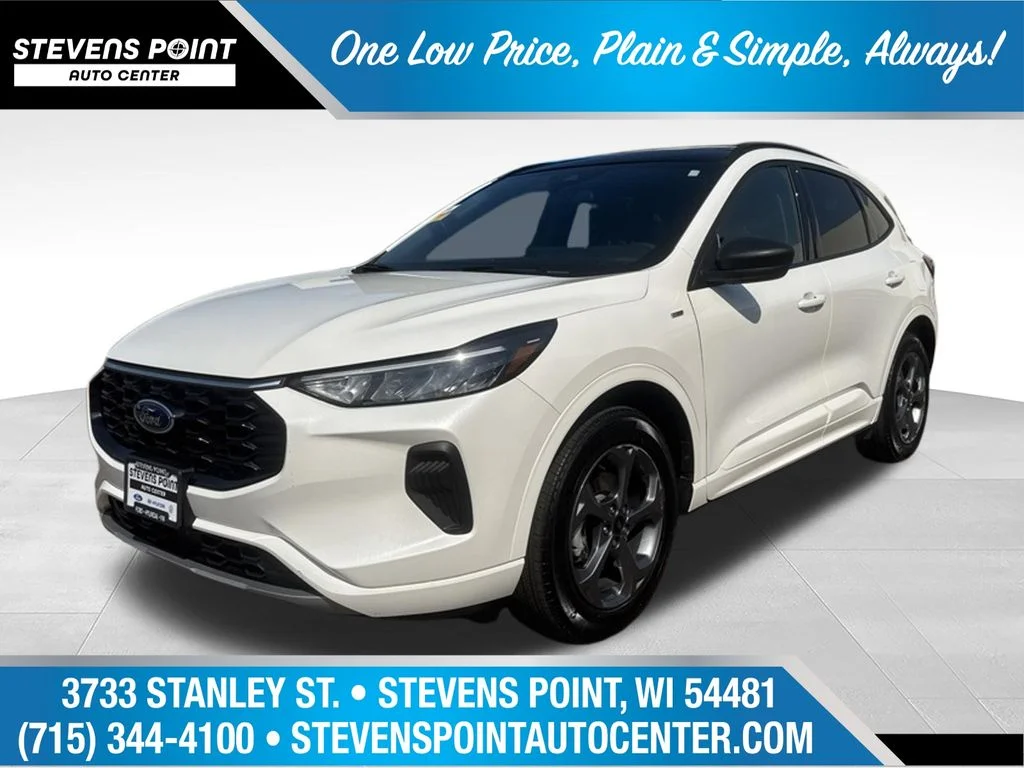 Used 2024 White Metallic Ford ST-Line image 1