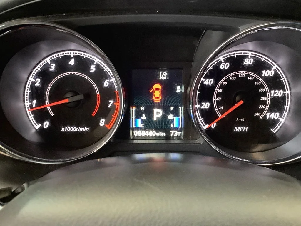 Used 2020 Silver Mitsubishi 2.0 SE image 10