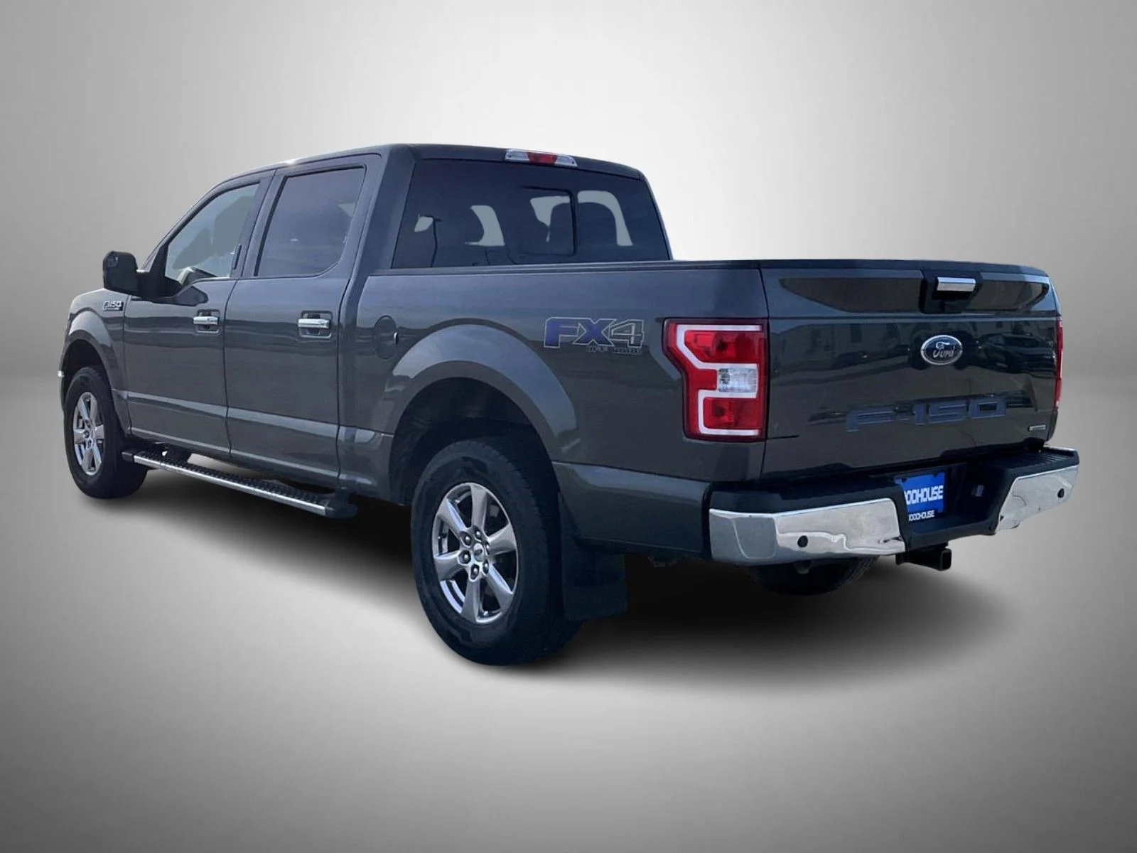 Used 2018 Gray Ford XLT image 7