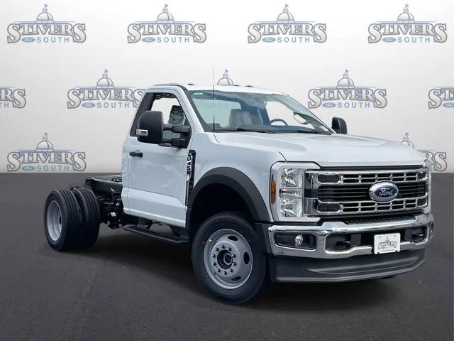 2026 Ford F-450 XL 4x4 Regular Cab 145-In DRW's photo