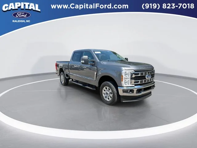 Used 2024 Gray Ford XLT image 2