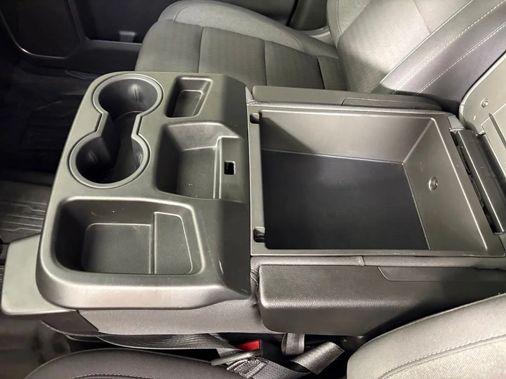 Used 2026 White GMC SLE image 32