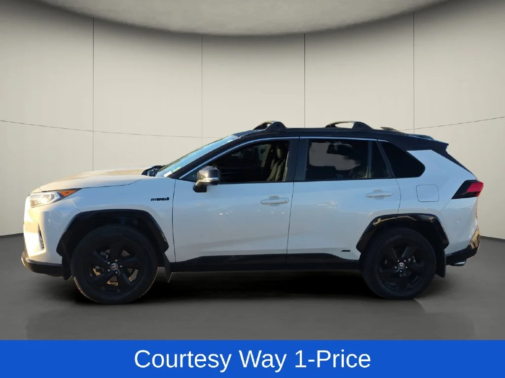 Used 2020 White Toyota XSE image 5