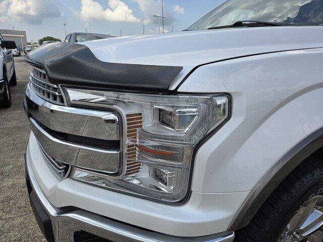 Used 2019  Ford LARIAT image 10