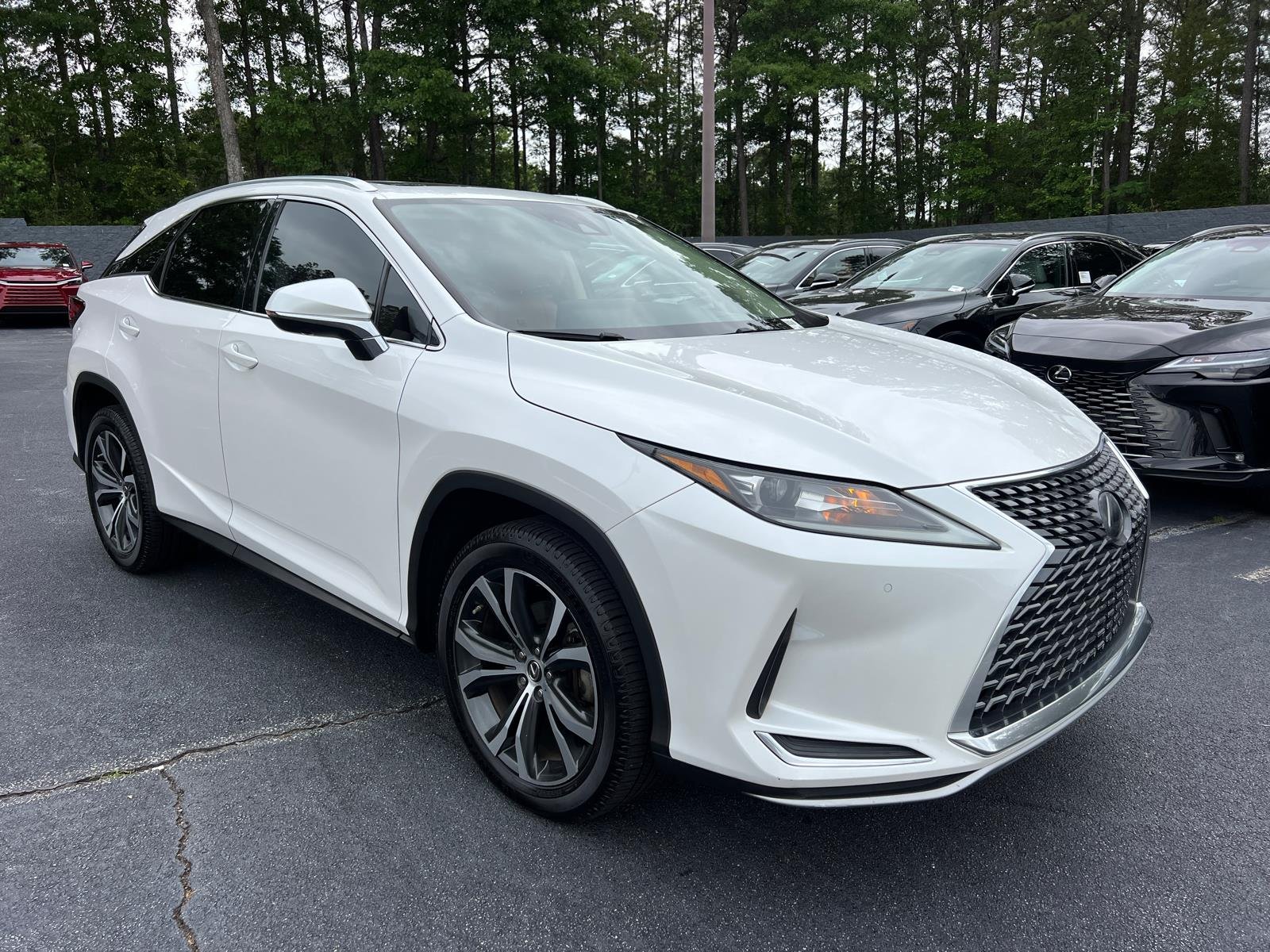 Used 2021 Eminent White Pearl Lexus R350 image 4