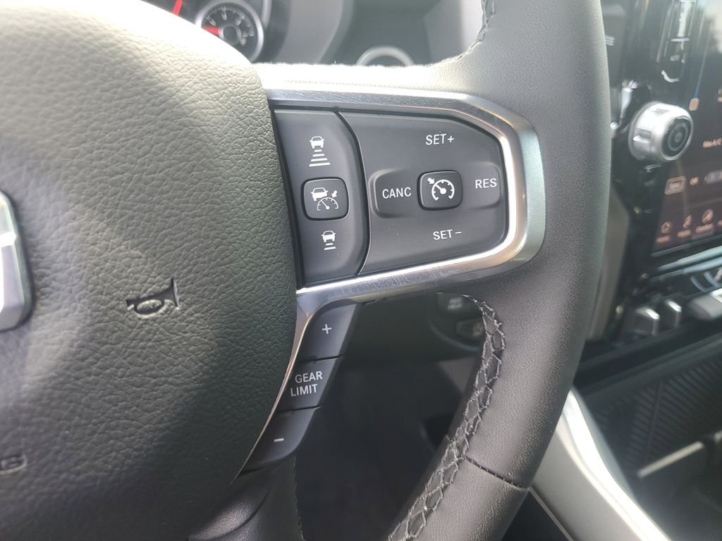 New 2026 Hydro Blue Pearl-Coat Exterior Paint RAM Laramie image 14