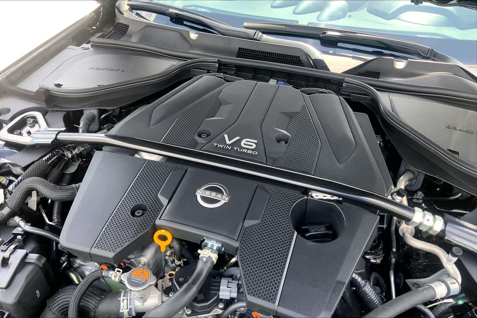Used 2025 Black Diamond Pearl Nissan Performance image 28