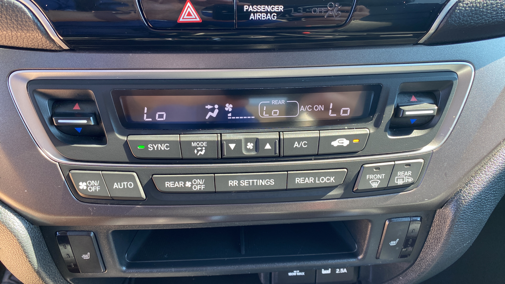 Used 2022 Platinum White Pearl Honda AWD EX-L image 18