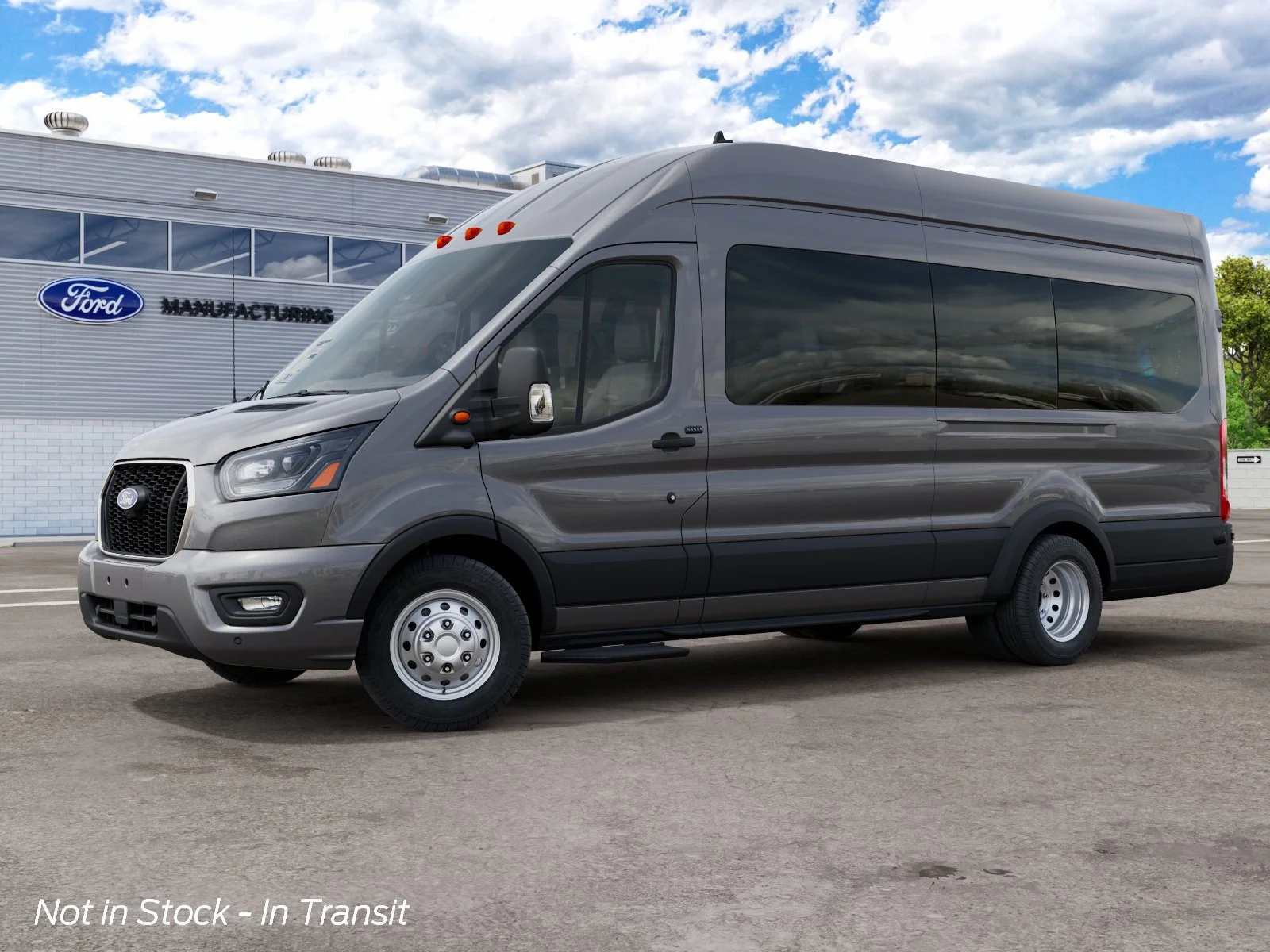 New 2027 Carbonized Gray Metallic Ford XLT image 3