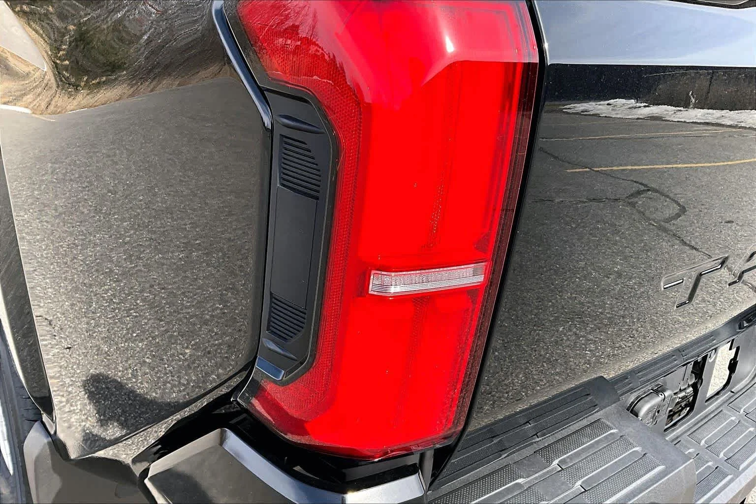 2026 Toyota Tacoma SR5 - Photo 14
