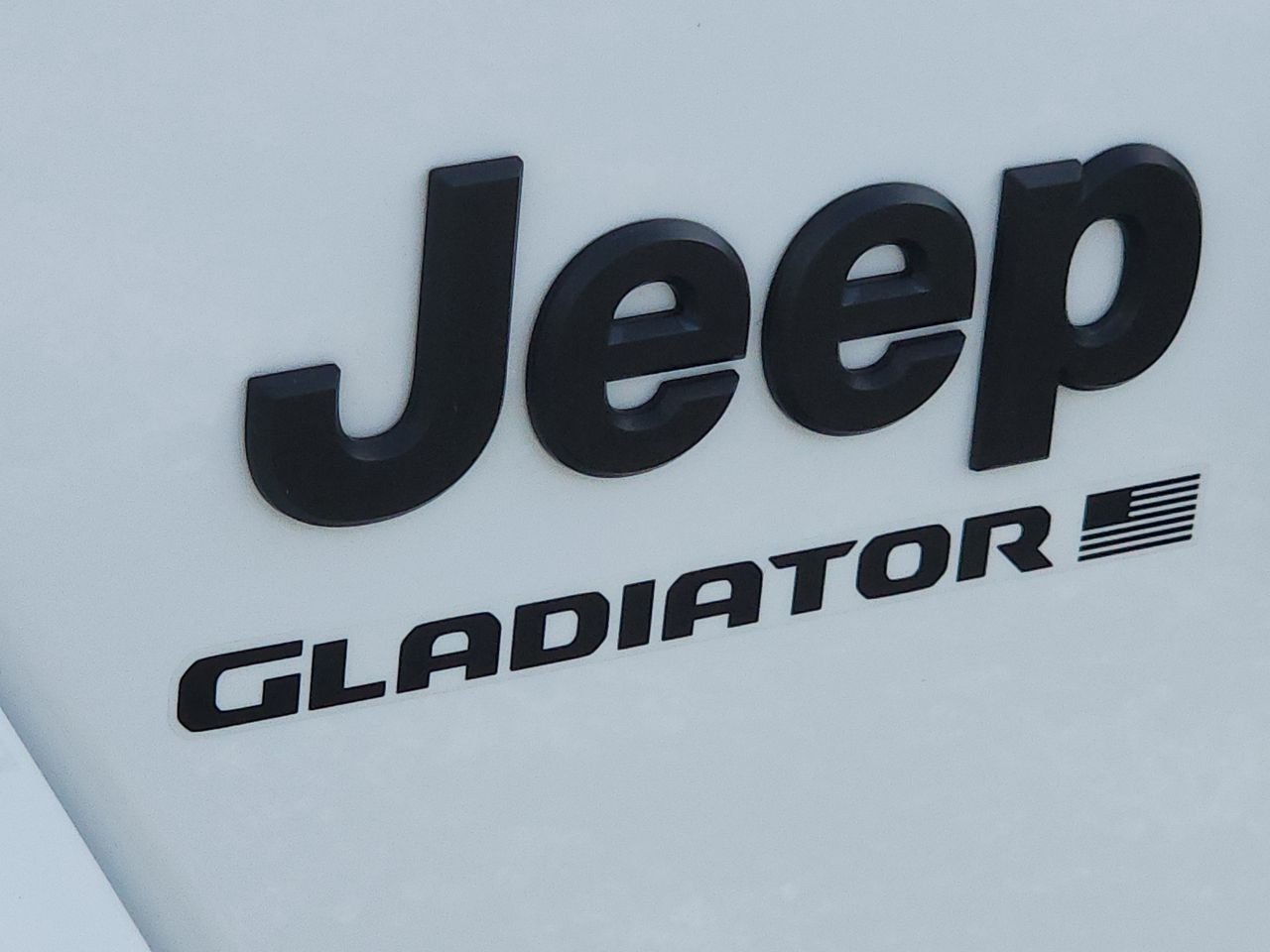 Used 2024 Bright White Clearcoat Jeep Nighthawk image 25