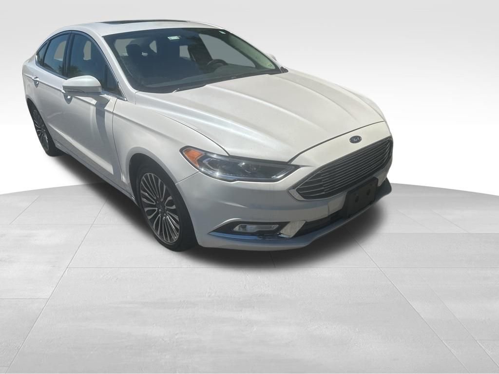 Used 2017 White Ford SE image 32
