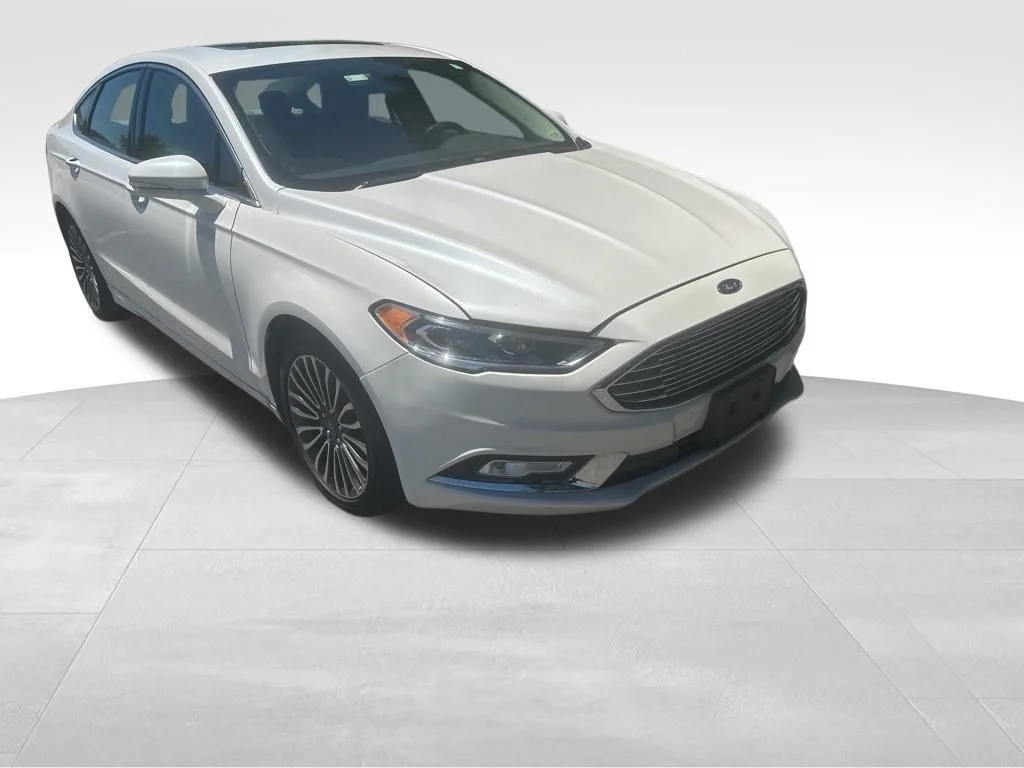 Used 2017 White Ford SE image 32