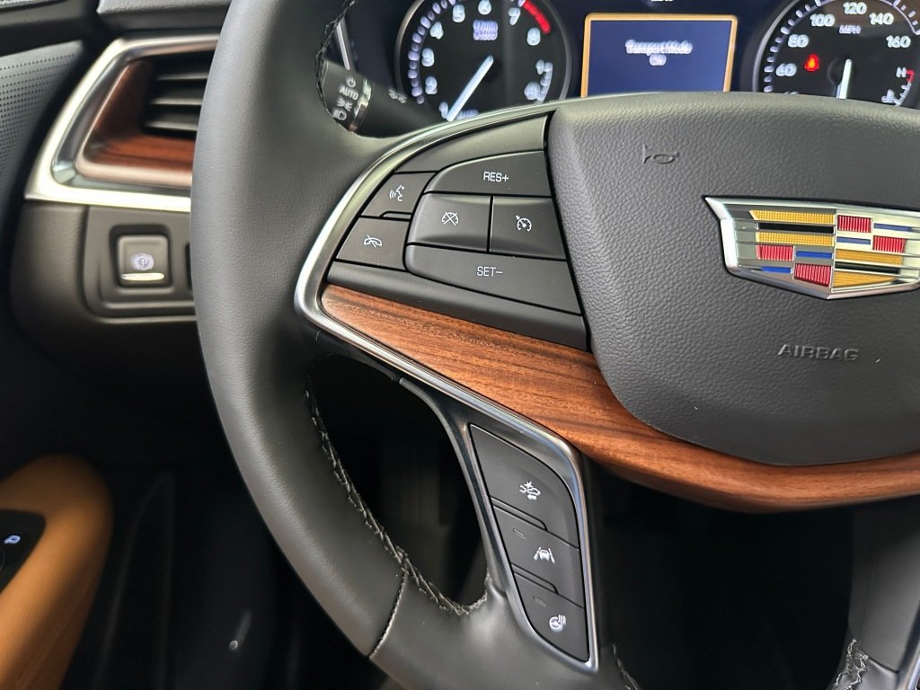 New 2026 Crystal White Tricoat Cadillac FWD Premium Luxury image 11