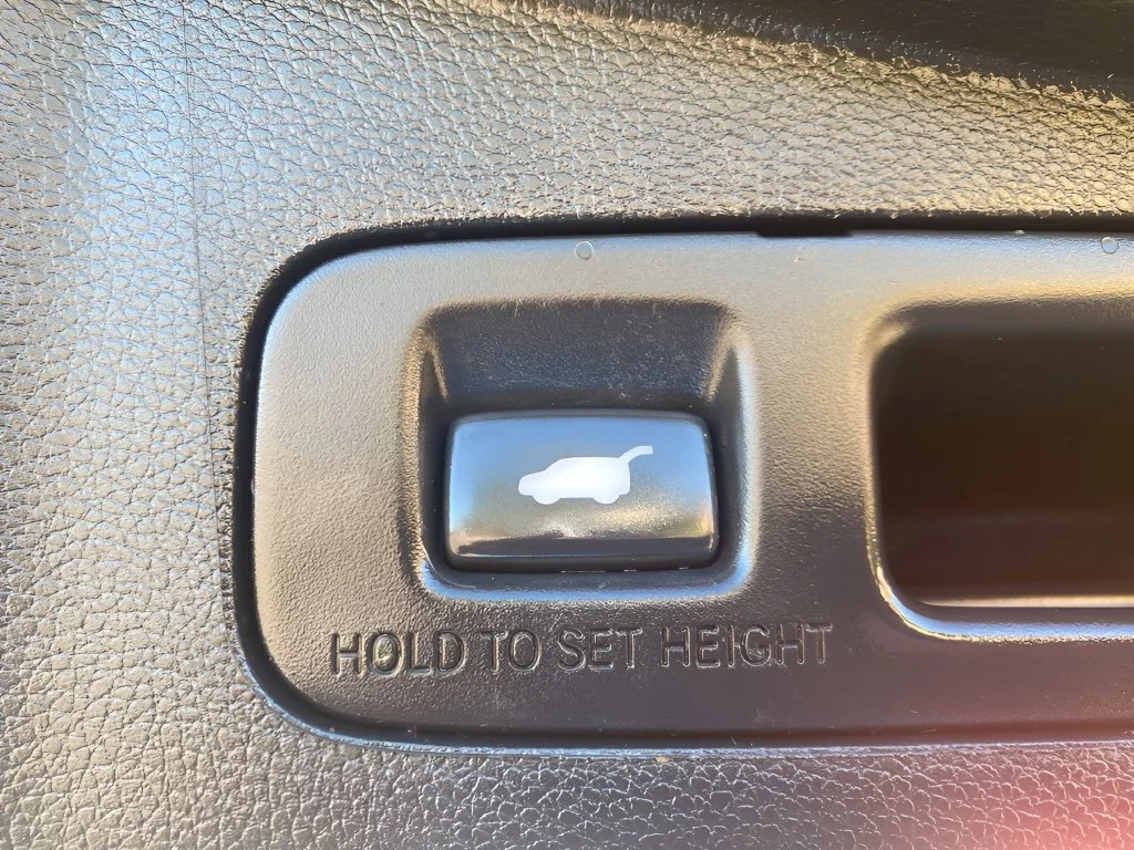 Used 2018  Honda Touring image 28