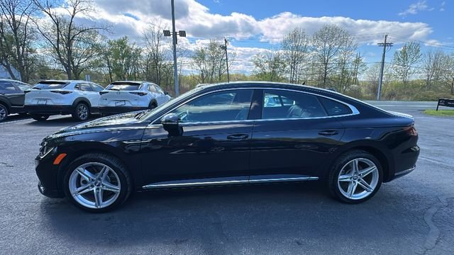 Used 2023 Black Volkswagen 2.0T SEL Premium R-Line image 8