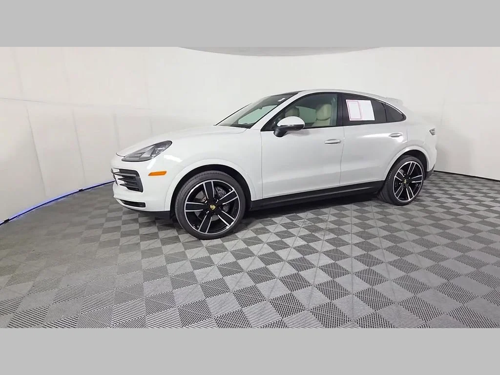 Used 2023 Chalk Porsche Platinum Edition image 45