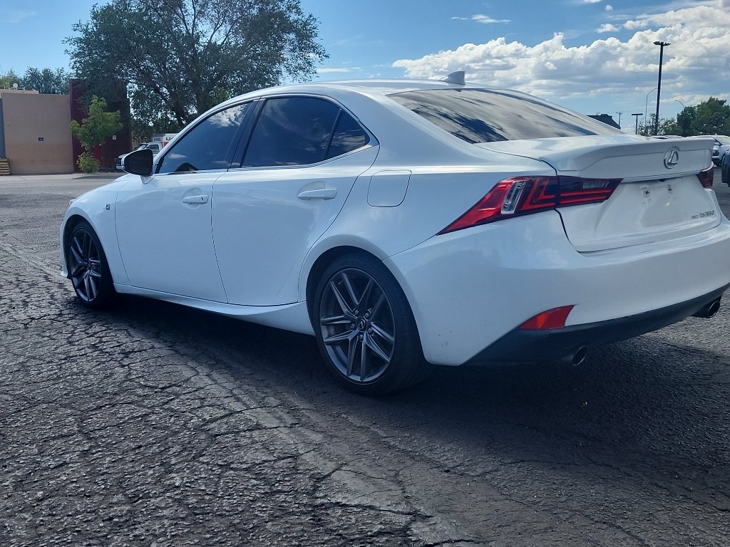 Used 2015 Starfire Pearl Lexus  image 8