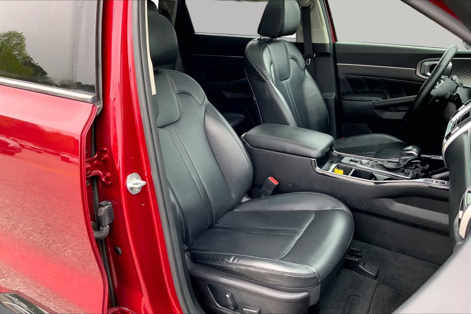 2022 Kia Sorento SX - Photo 9