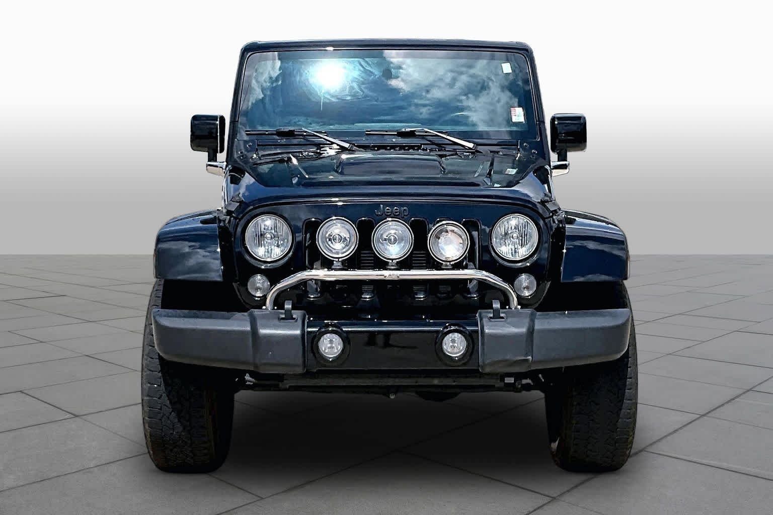 Used 2015 Black Clearcoat Jeep Altitude image 4